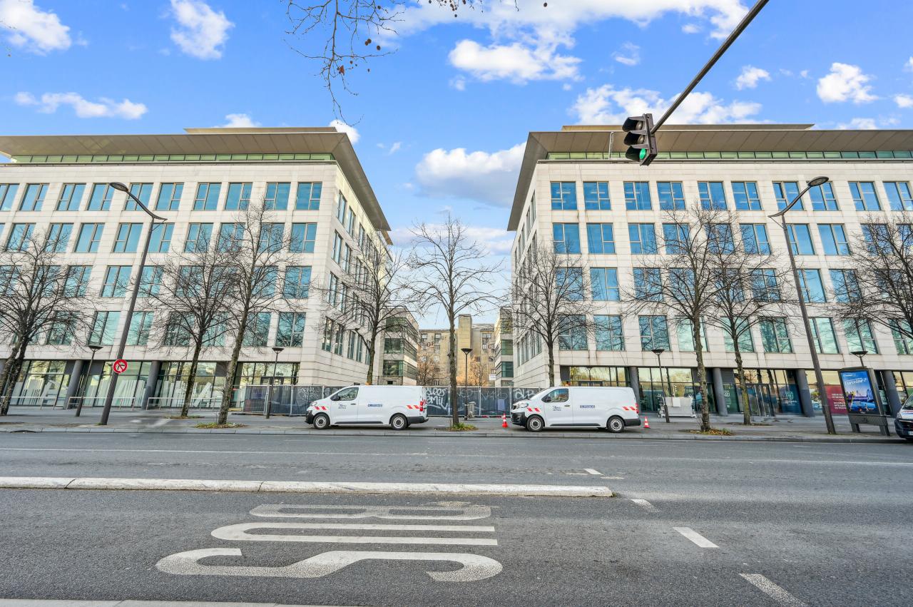 Bureau Paris 20183m² Location bureau Paris OLBUR2103644 3